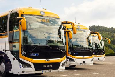 Imaxe de autobuses de Monbus